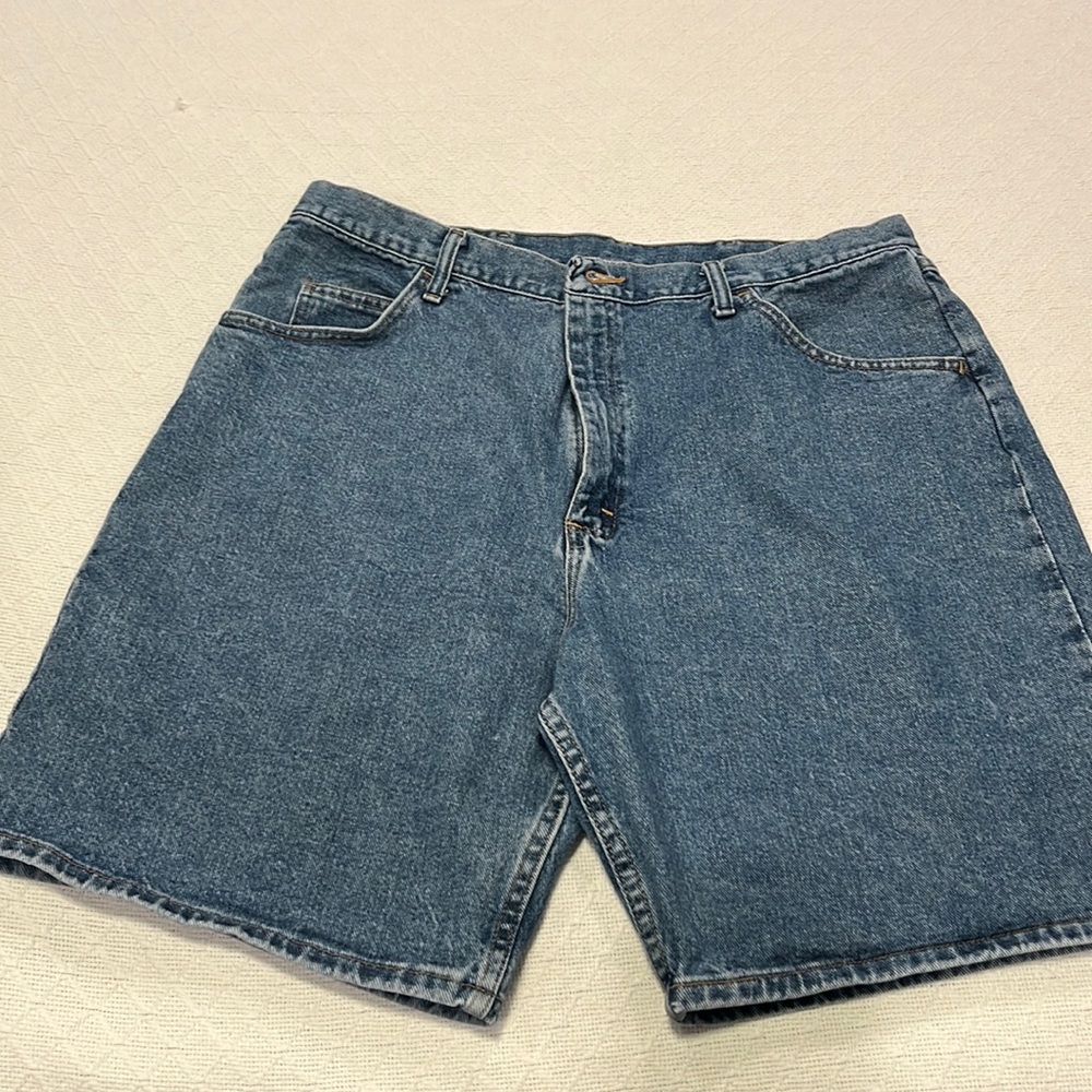 40, Wrangler Jean Shorts